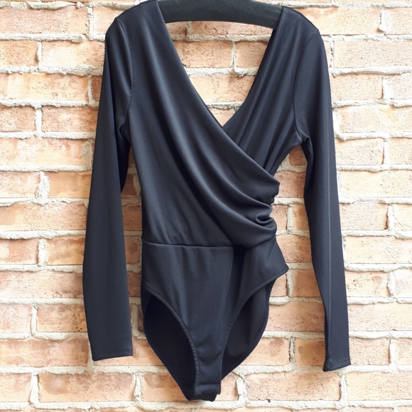 Topshop Tops - NWOT Topshop Black Bodysuit